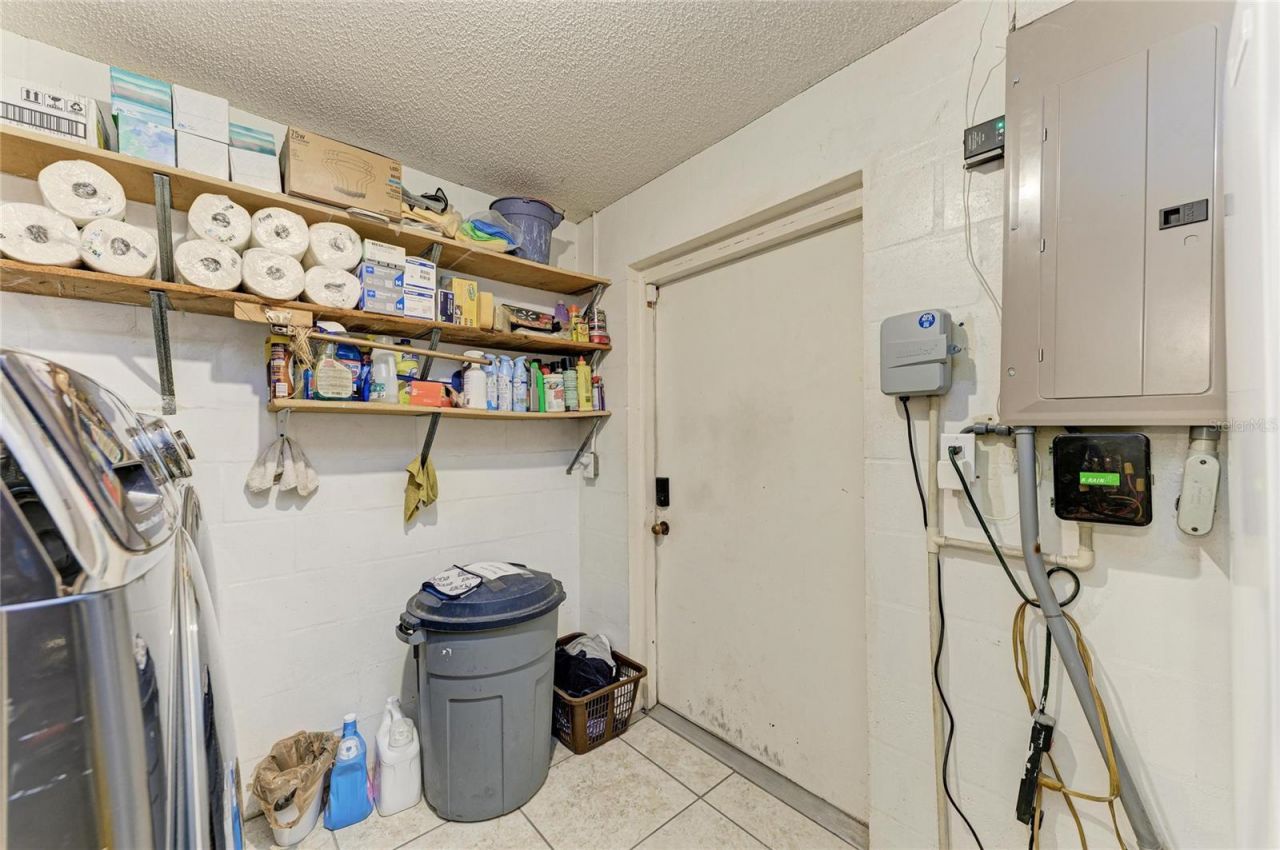 4328 Lost Forest Lane, Sarasota, FL 34235 Photo