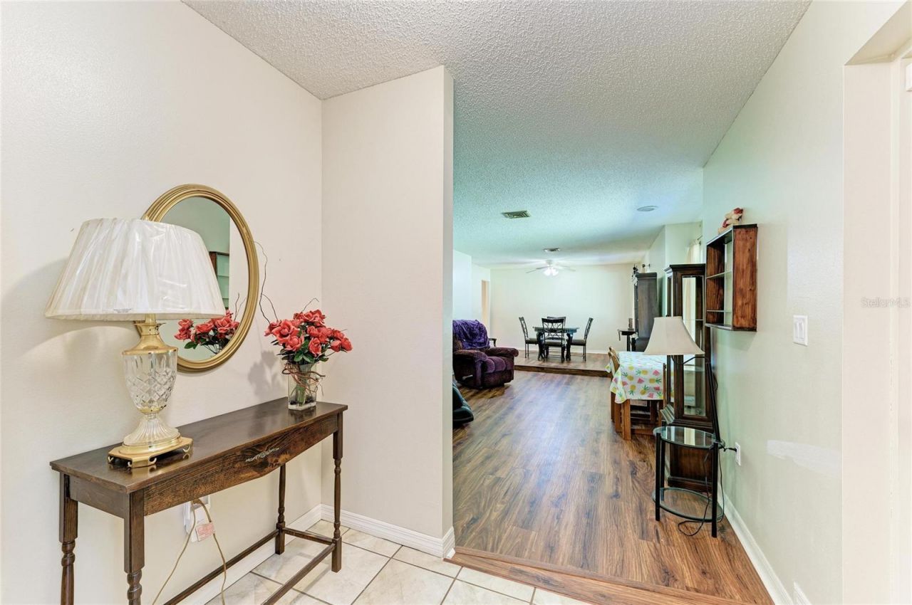 4328 Lost Forest Lane, Sarasota, FL 34235 Photo