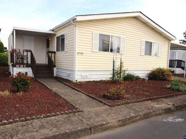 2752 Oakland Lp SE, Salem, OR 97317