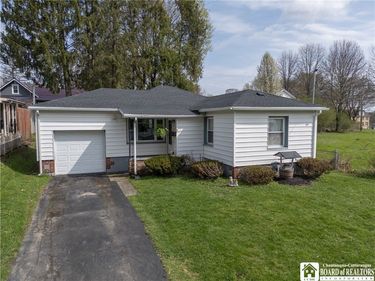 12 Waldemeere Avenue , Falconer, NY 14733