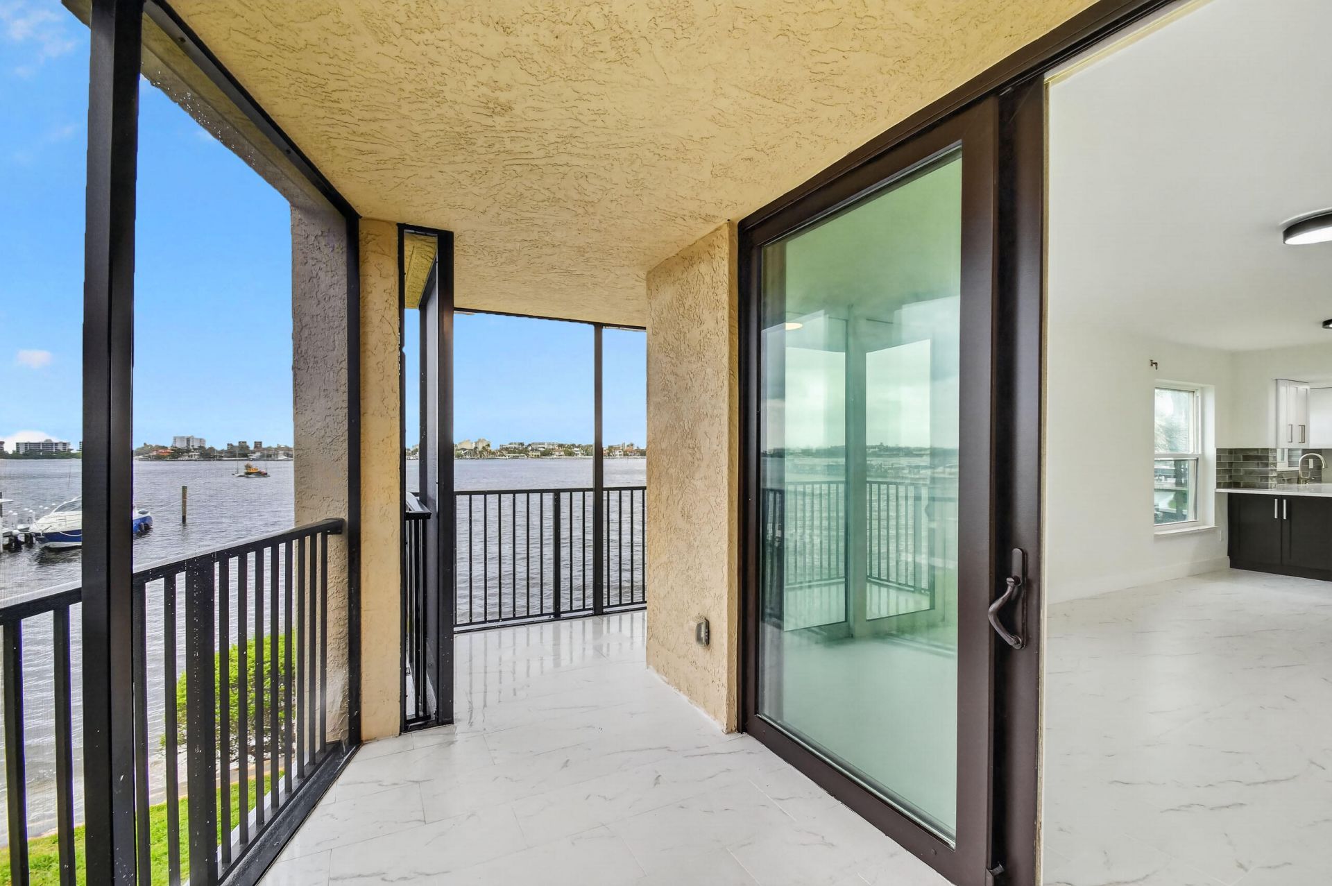 896 N Federal Highway, Unit 224, Lantana, FL 33462 Photo