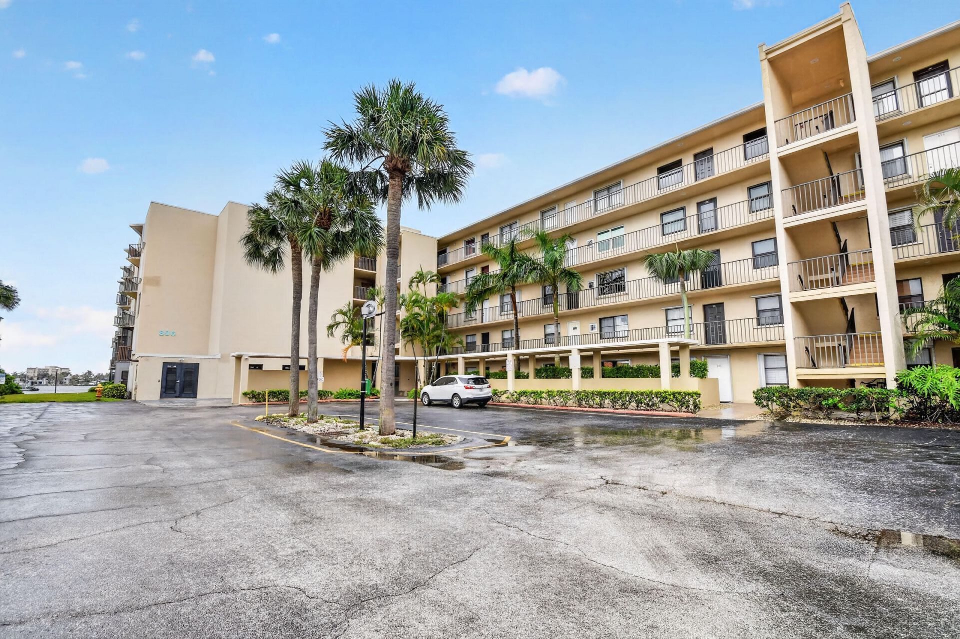 896 N Federal Highway, Unit 224, Lantana, FL 33462 Photo