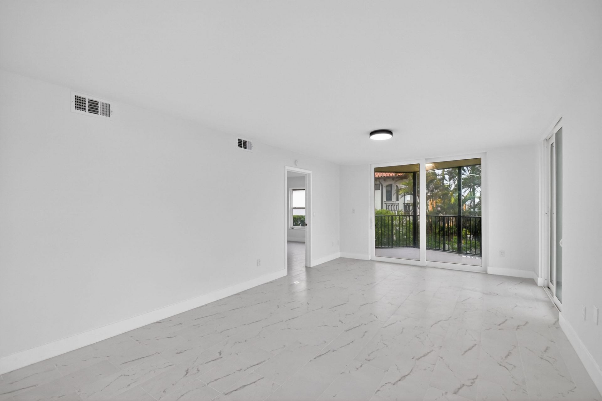 896 N Federal Highway, Unit 224, Lantana, FL 33462 Photo