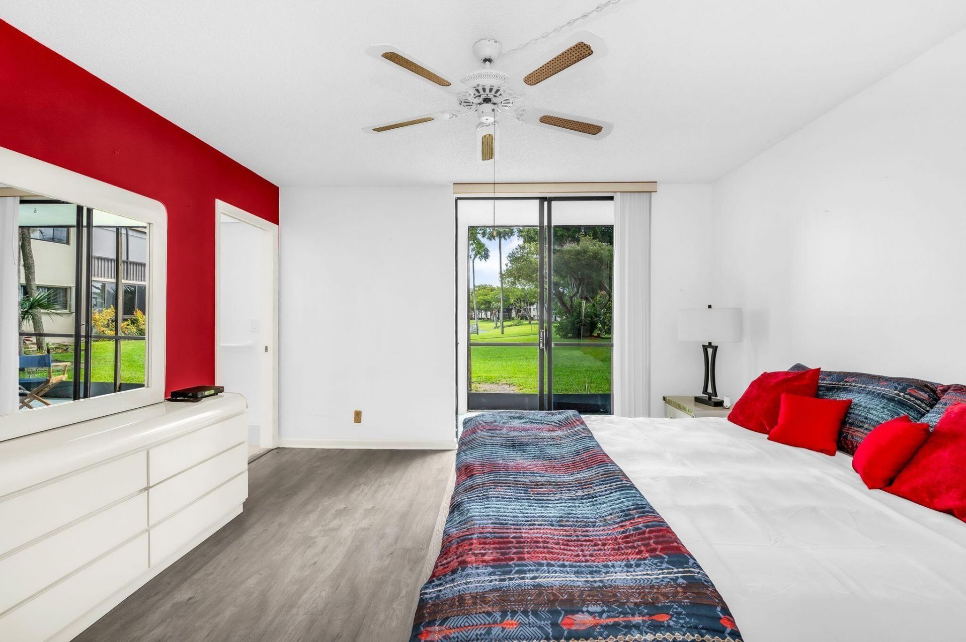 5220 Las Verdes Circle, Unit 108, Delray Beach, FL 33484 Photo