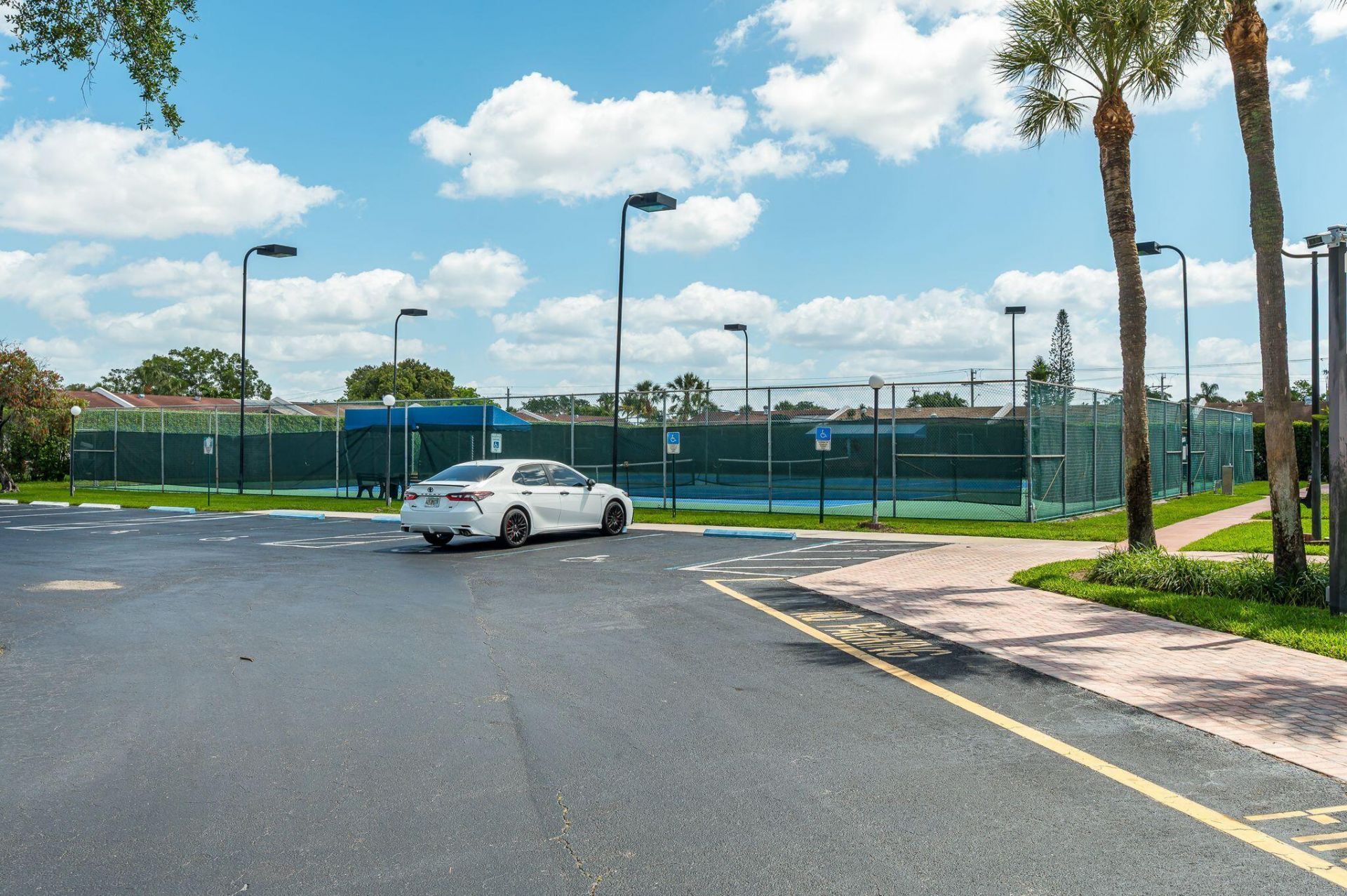 5220 Las Verdes Circle, Unit 108, Delray Beach, FL 33484 Photo