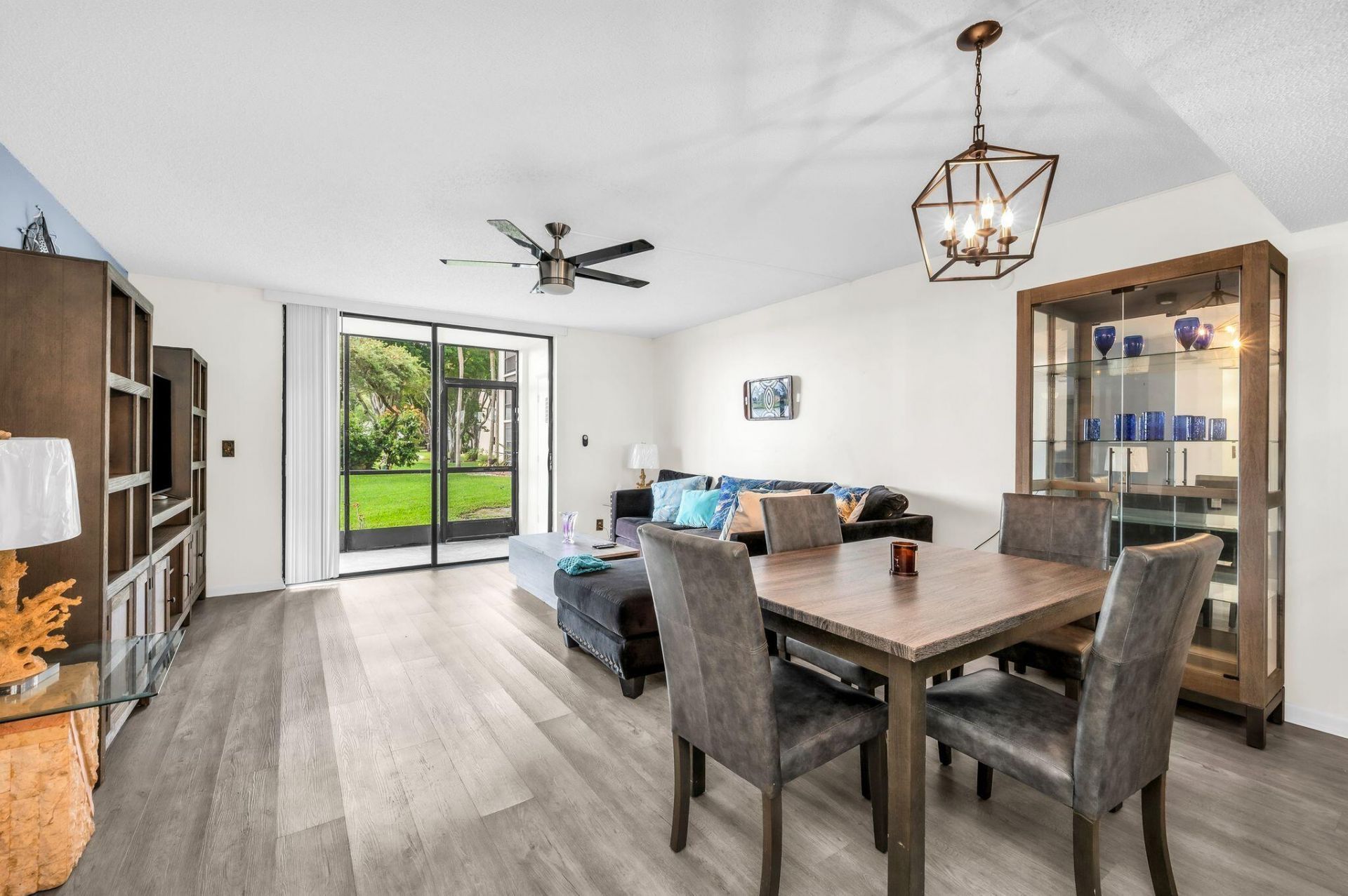 5220 Las Verdes Circle, Unit 108, Delray Beach, FL 33484 Photo