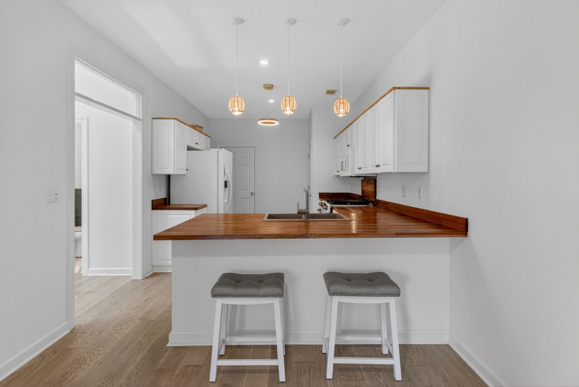 691 Blue Heron Run Photo 13