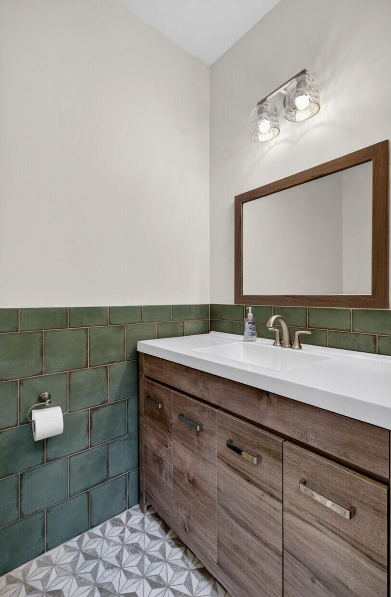 691 Blue Heron Run Photo 18