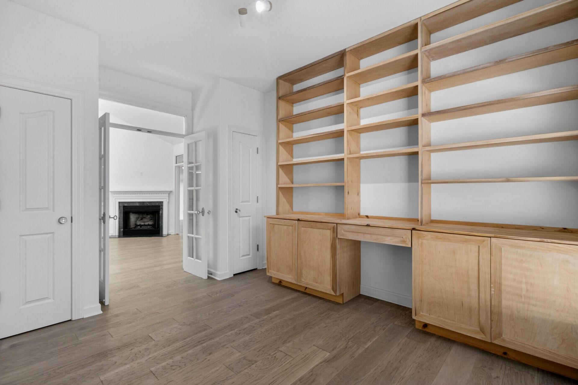 691 Blue Heron Run Photo 21