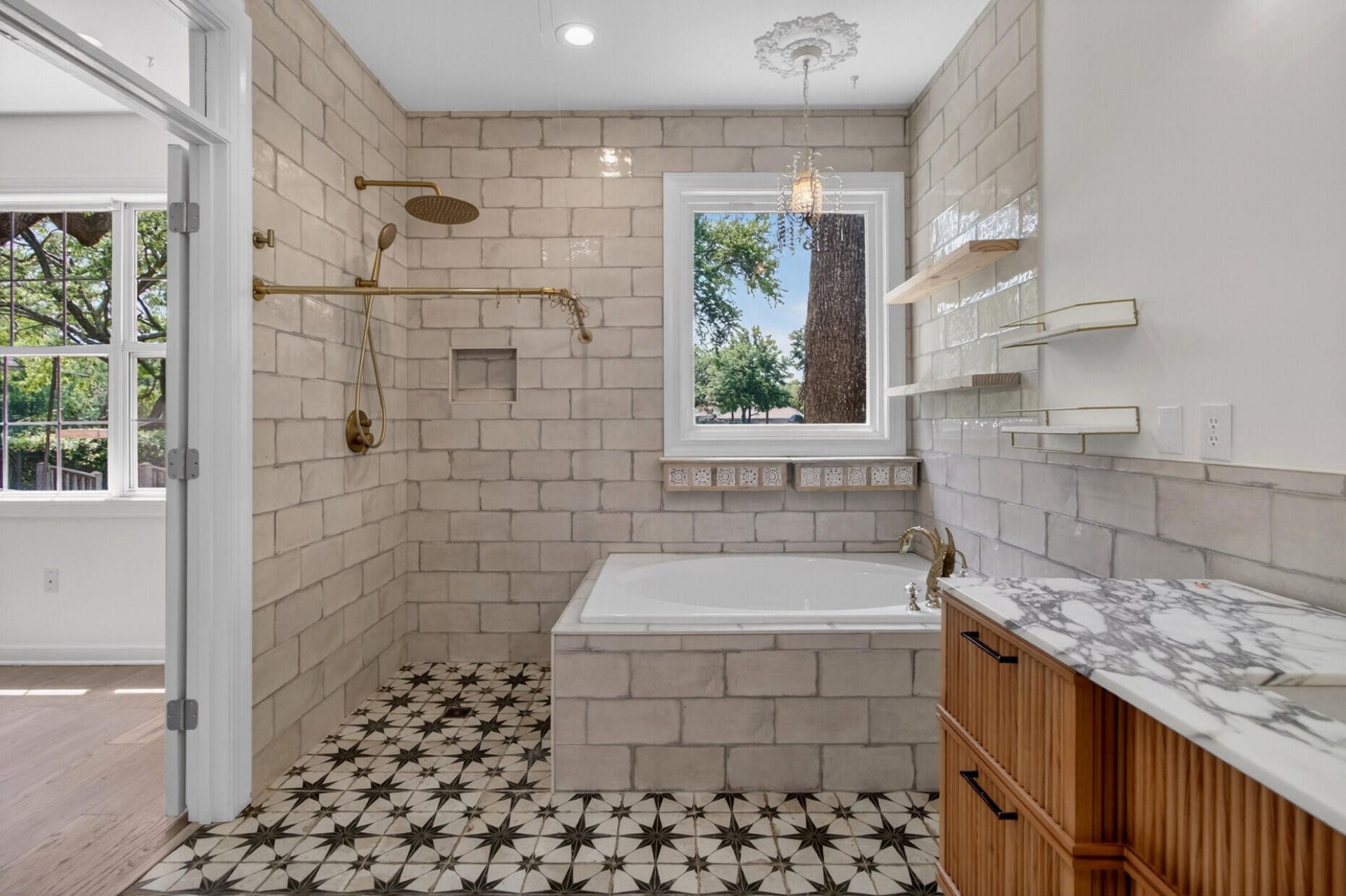 691 Blue Heron Run Photo 24