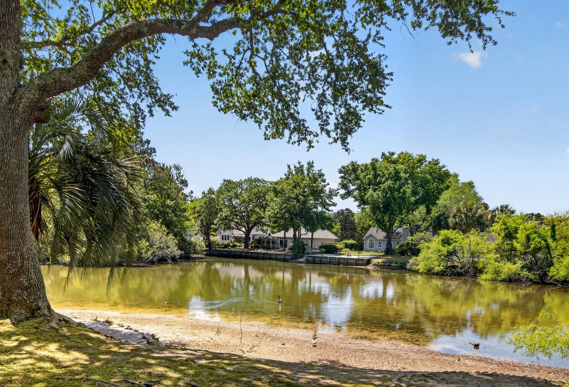 691 Blue Heron Run Photo 31