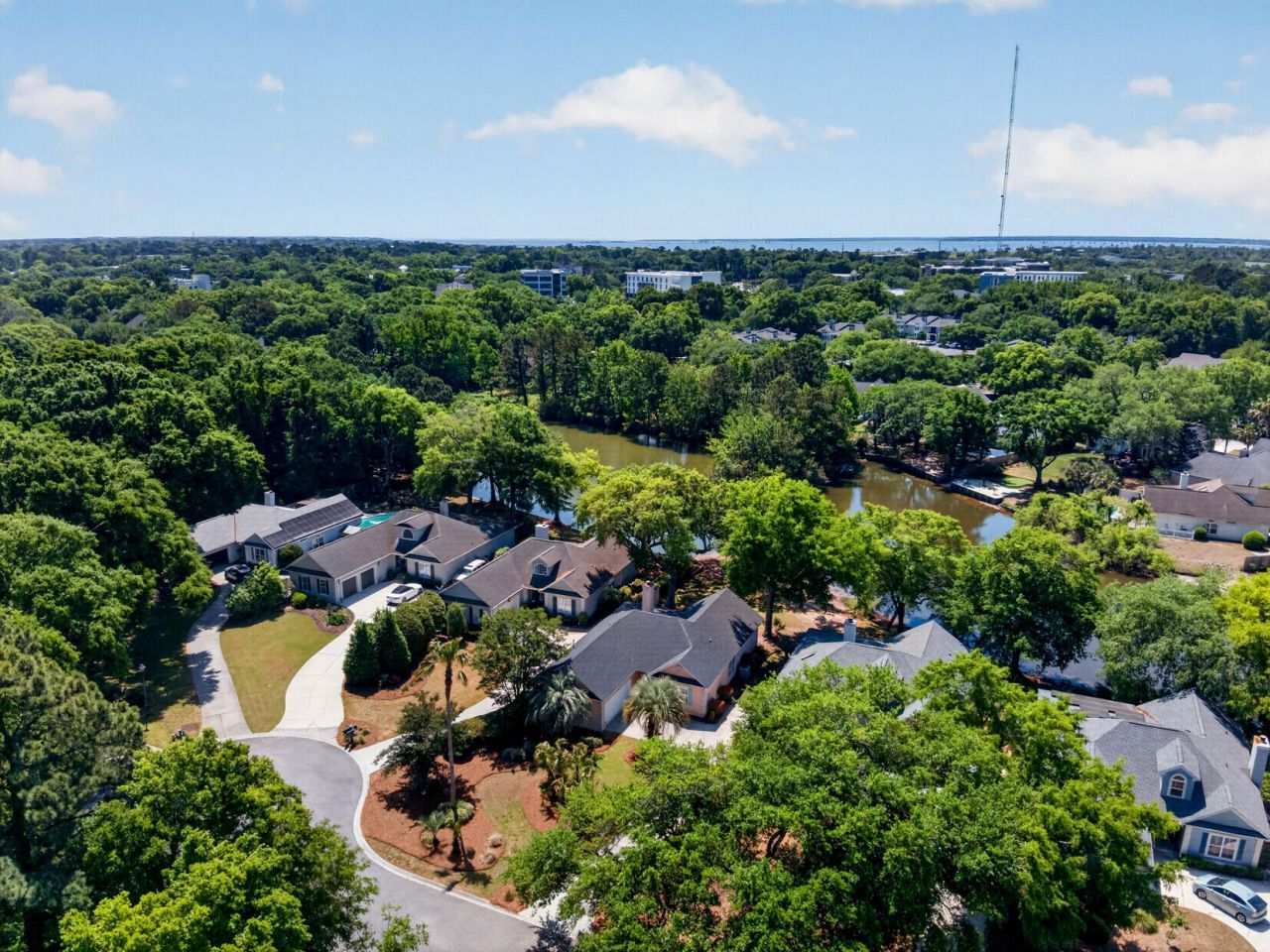 691 Blue Heron Run Photo 44