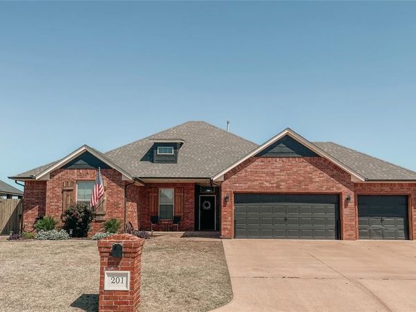 201 Chisholm Street, Cashion, OK 73016