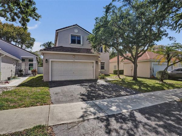 636 Sand Creek Cir , Weston, FL 33327