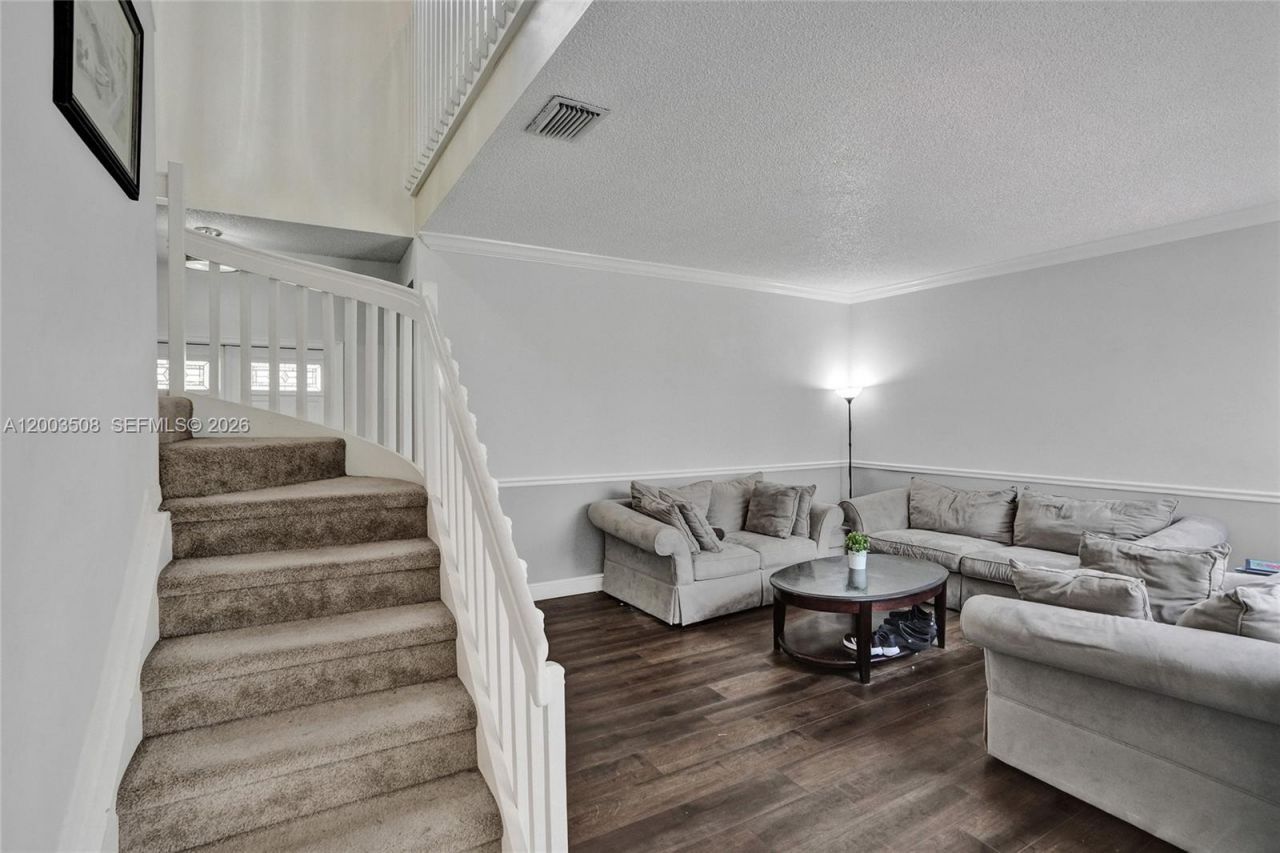 636 Sand Creek Cir , Weston, FL 33327 Photo