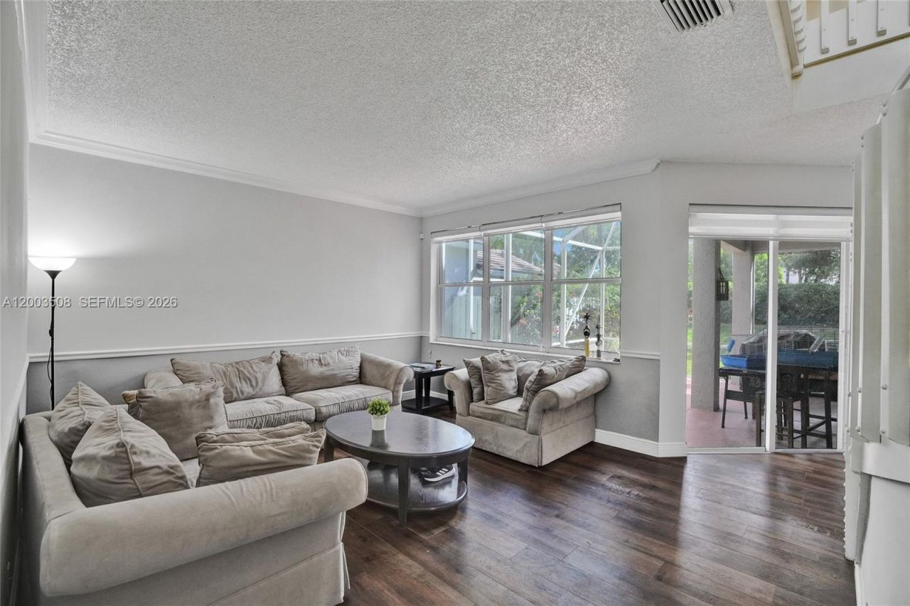 636 Sand Creek Cir , Weston, FL 33327 Photo