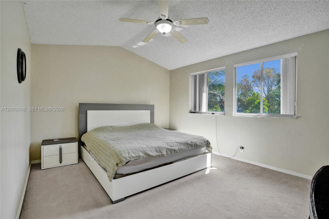 636 Sand Creek Cir , Weston, FL 33327 Photo