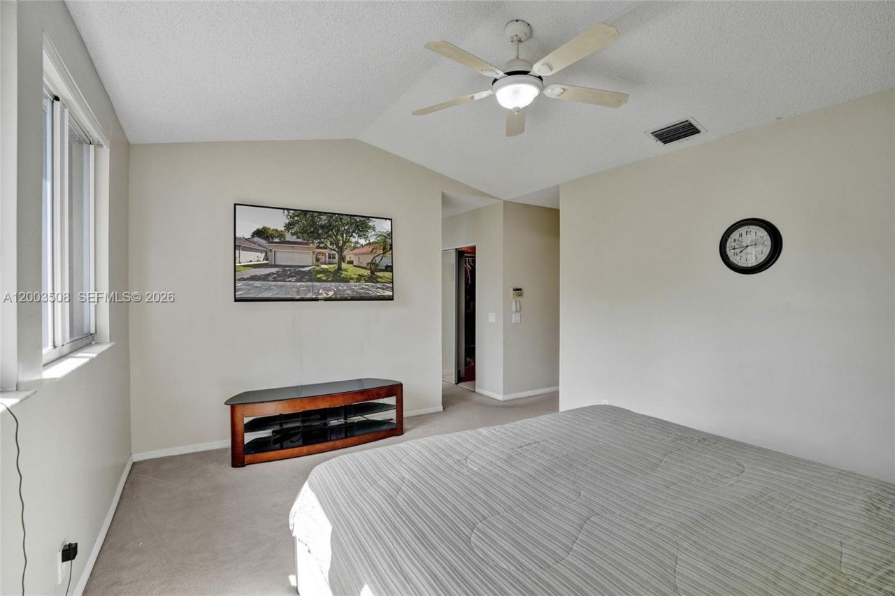 636 Sand Creek Cir , Weston, FL 33327 Photo