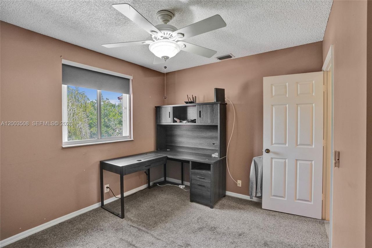 636 Sand Creek Cir , Weston, FL 33327 Photo