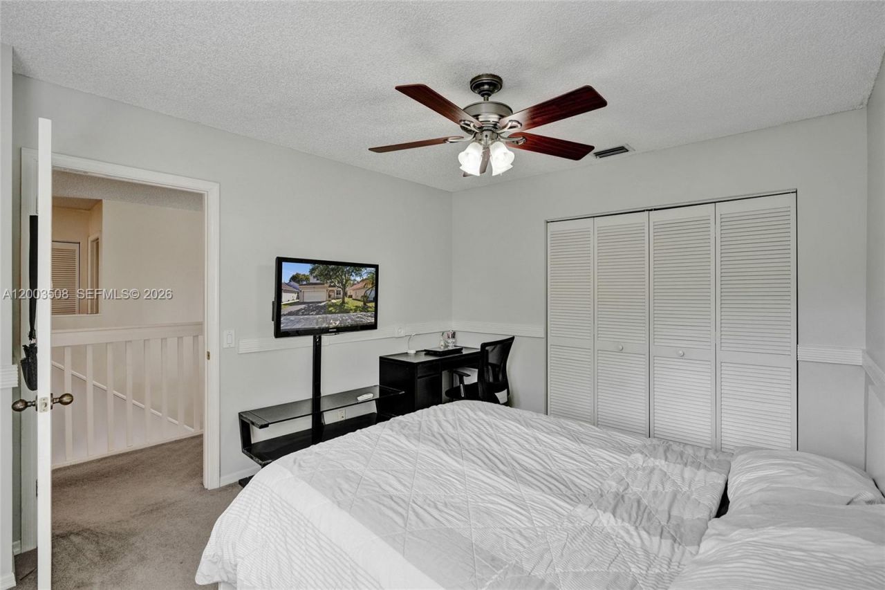 636 Sand Creek Cir , Weston, FL 33327 Photo