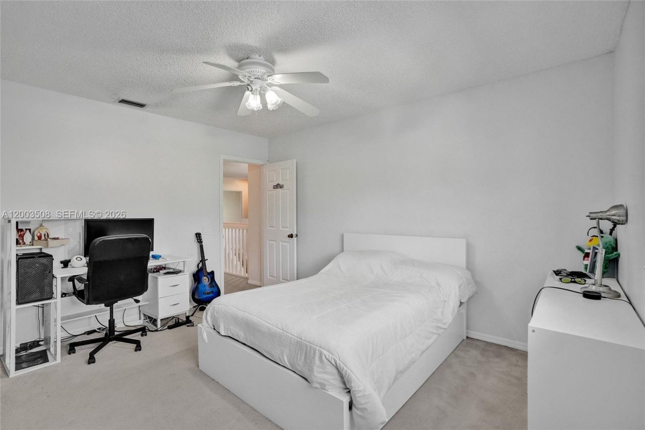 636 Sand Creek Cir , Weston, FL 33327 Photo