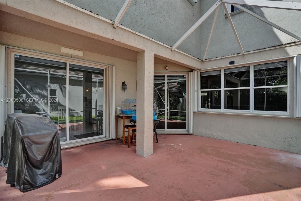 636 Sand Creek Cir , Weston, FL 33327 Photo