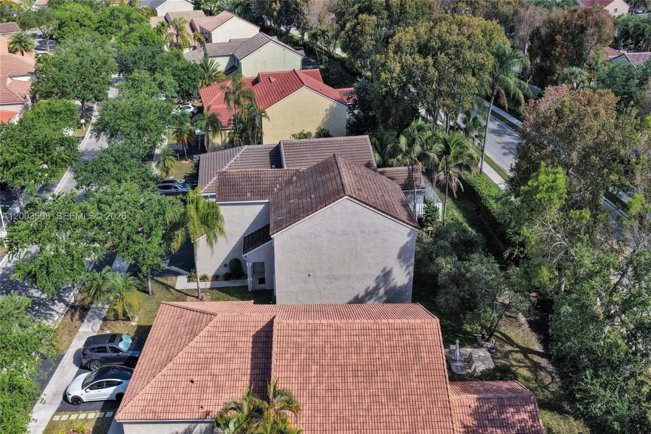 636 Sand Creek Cir , Weston, FL 33327 Photo