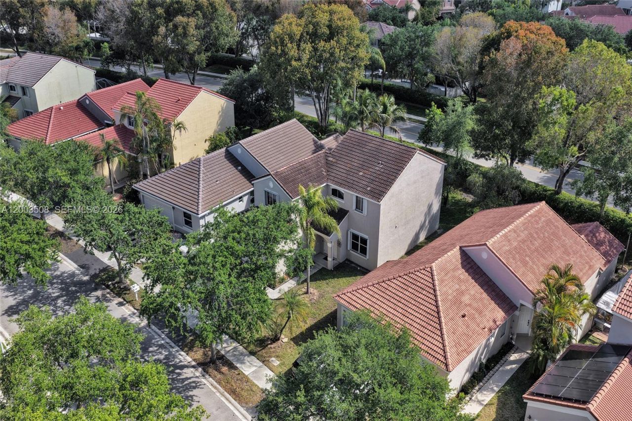 636 Sand Creek Cir , Weston, FL 33327 Photo