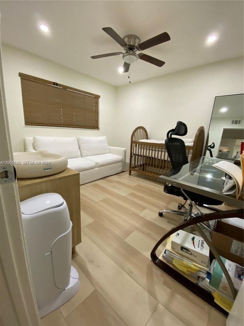 1200 Tallwood Ave, Unit 302, Hollywood, FL 33021 Photo