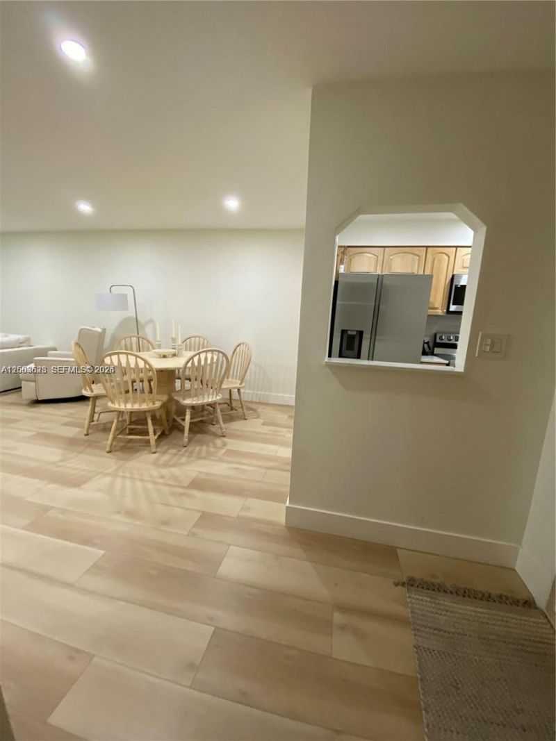 1200 Tallwood Ave, Unit 302, Hollywood, FL 33021 Photo