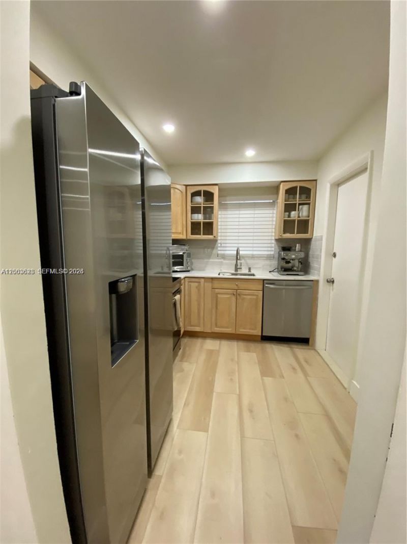 1200 Tallwood Ave, Unit 302, Hollywood, FL 33021 Photo