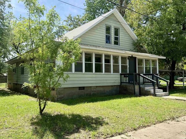 611 Fillmore Street, Clarksville, AR 72830