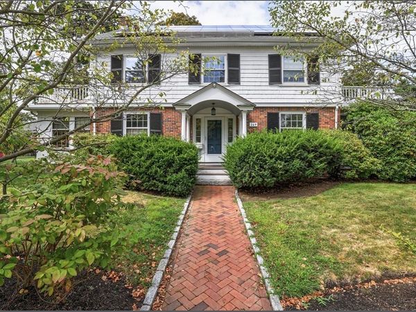 269 Waltham, Newton, MA 02465
