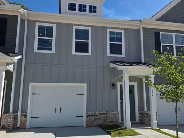 165 MILL CENTER Boulevard, Unit 204, Athens, GA 30606