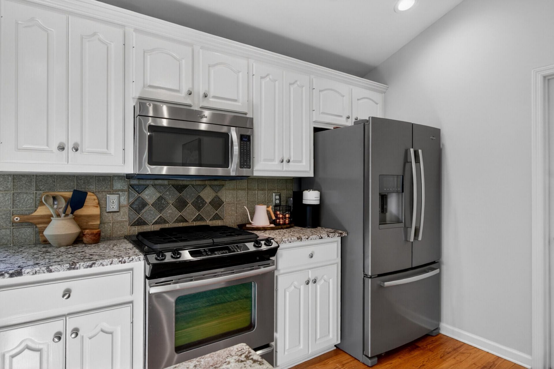 1526 Regimental Lane Photo 14