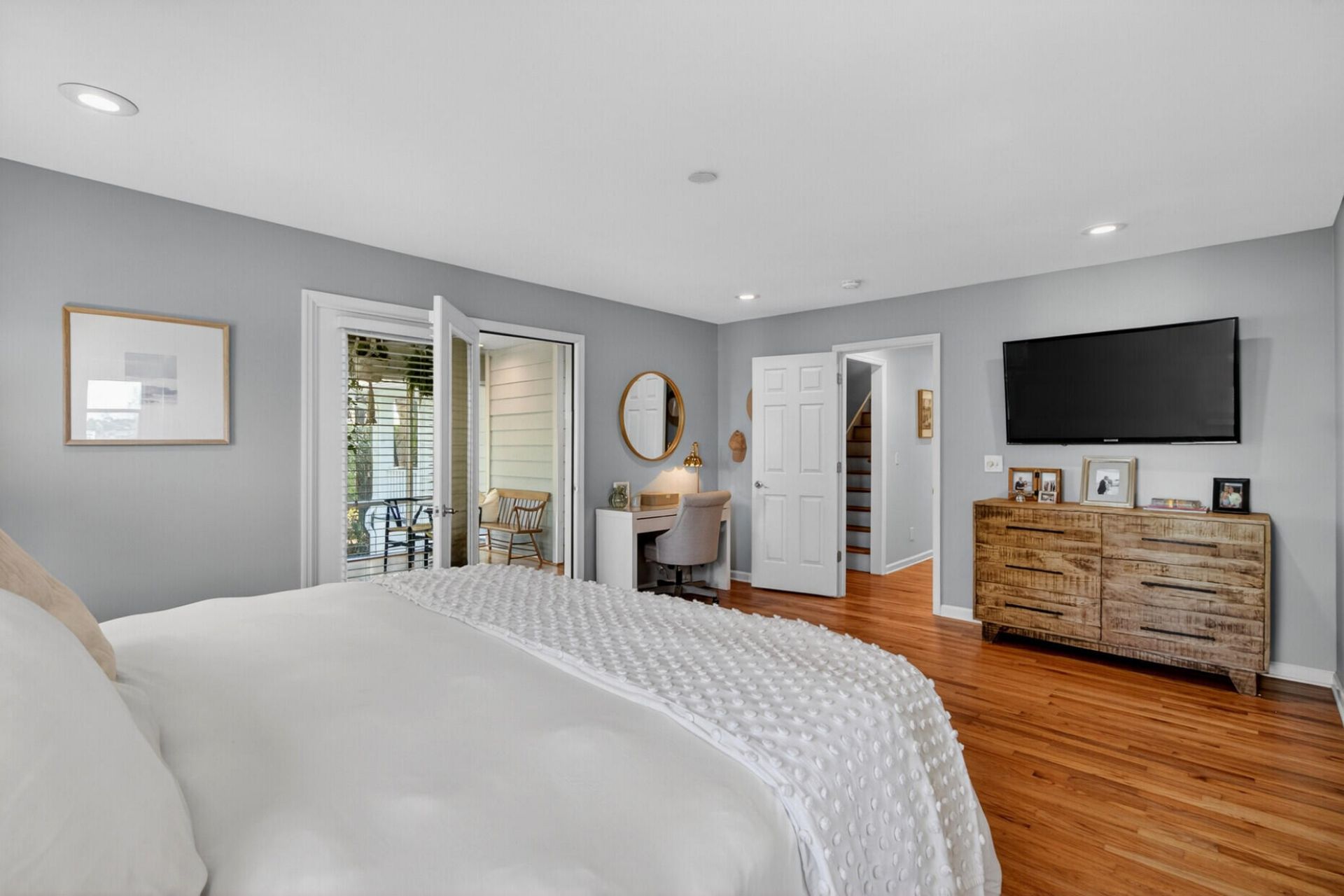 1526 Regimental Lane Photo 28