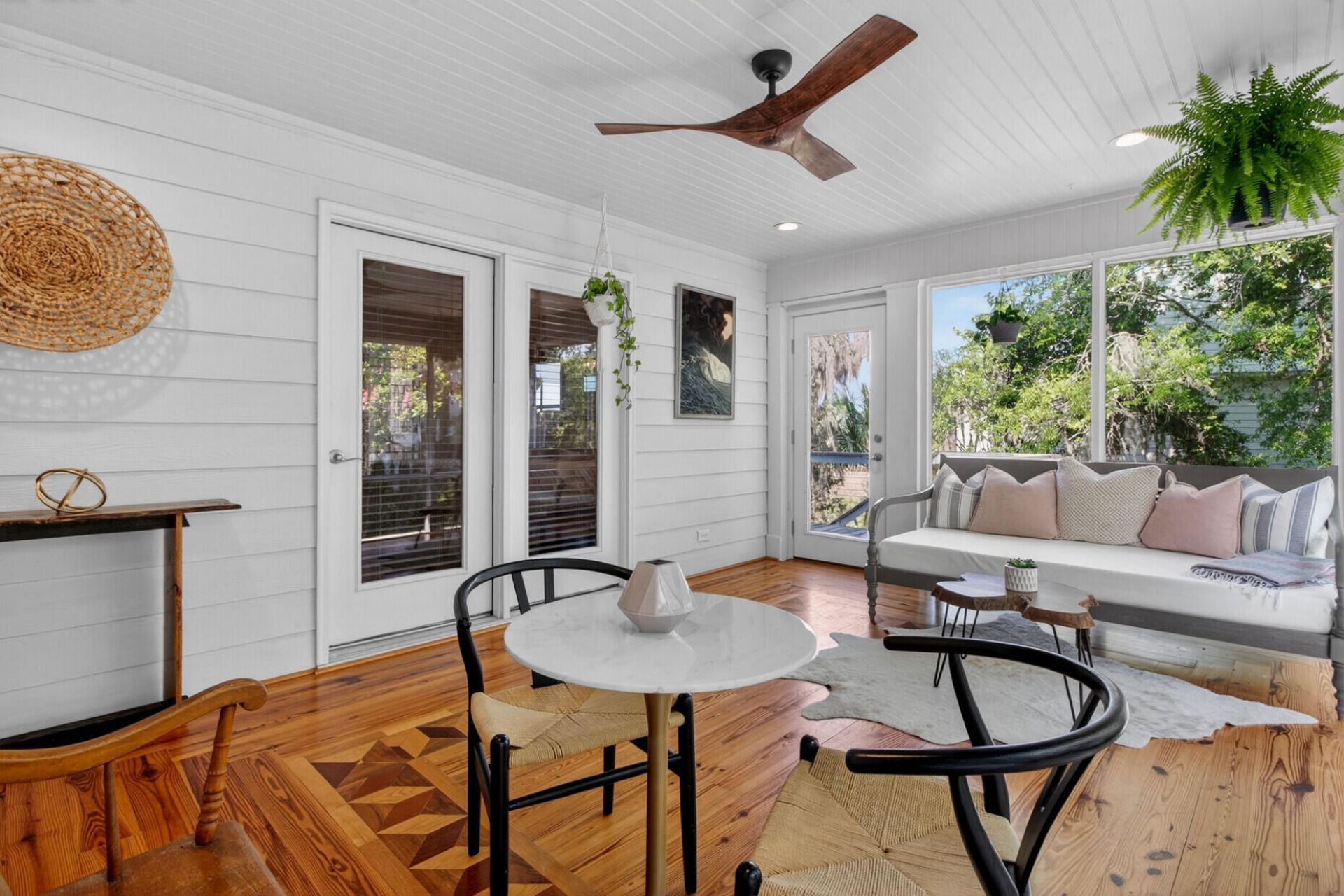 1526 Regimental Lane Photo 36