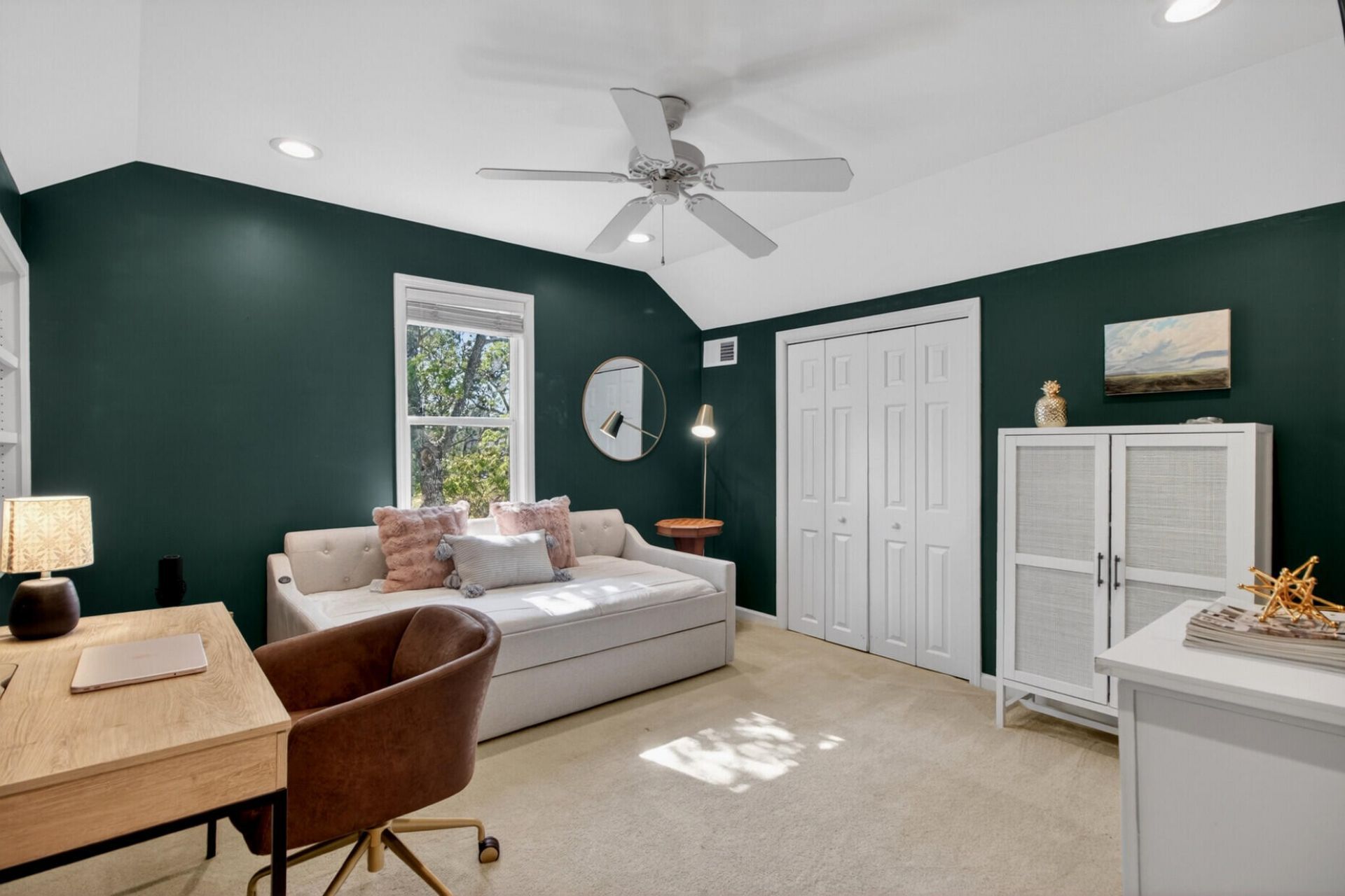 1526 Regimental Lane Photo 36