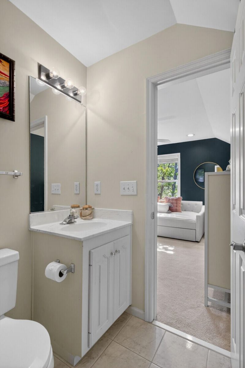 1526 Regimental Lane Photo 39