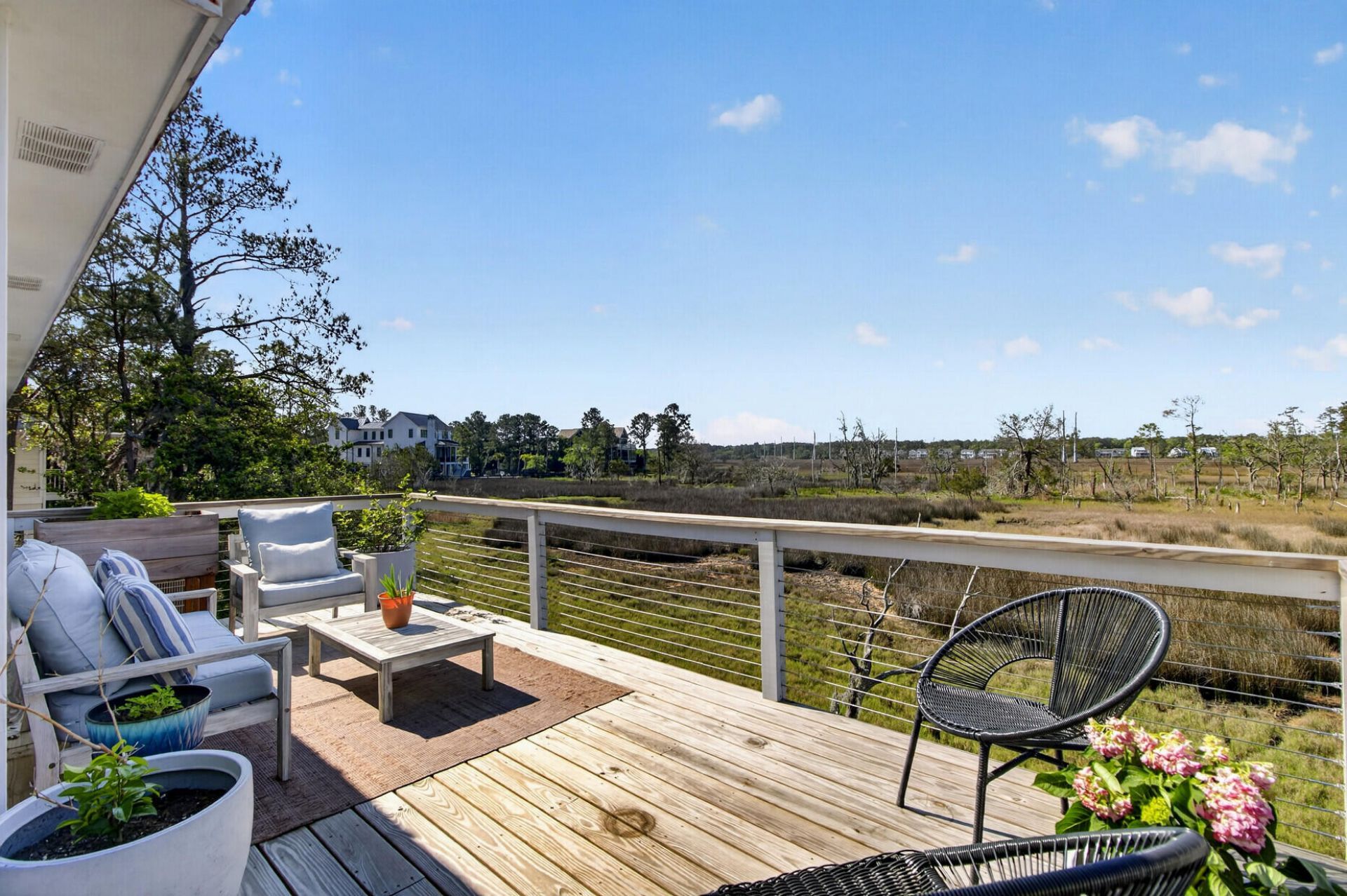 1526 Regimental Lane Photo 44