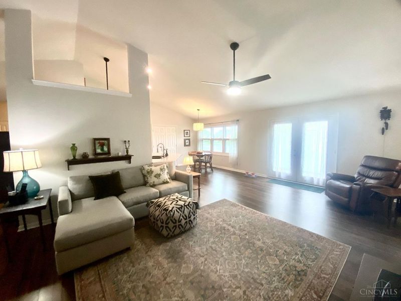 6467 Lakerun Court, Fairfield Twp, OH 45011 Photo 11