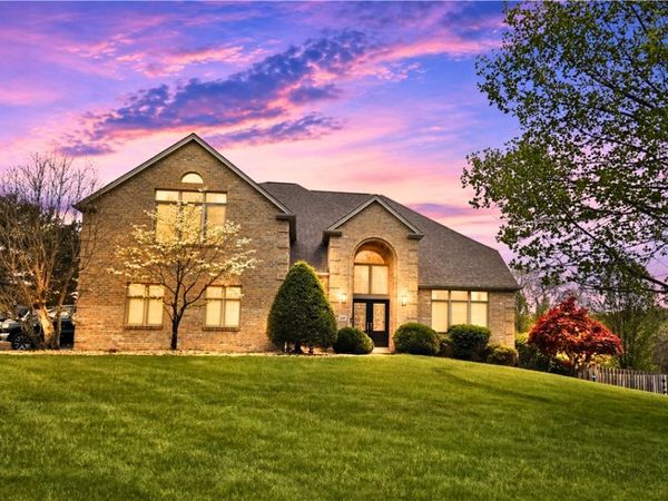 220 William Drive , Canonsburg, PA 15317