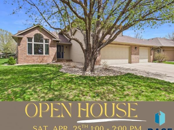 4024 S Brady Ct, Sioux Falls, SD 57103