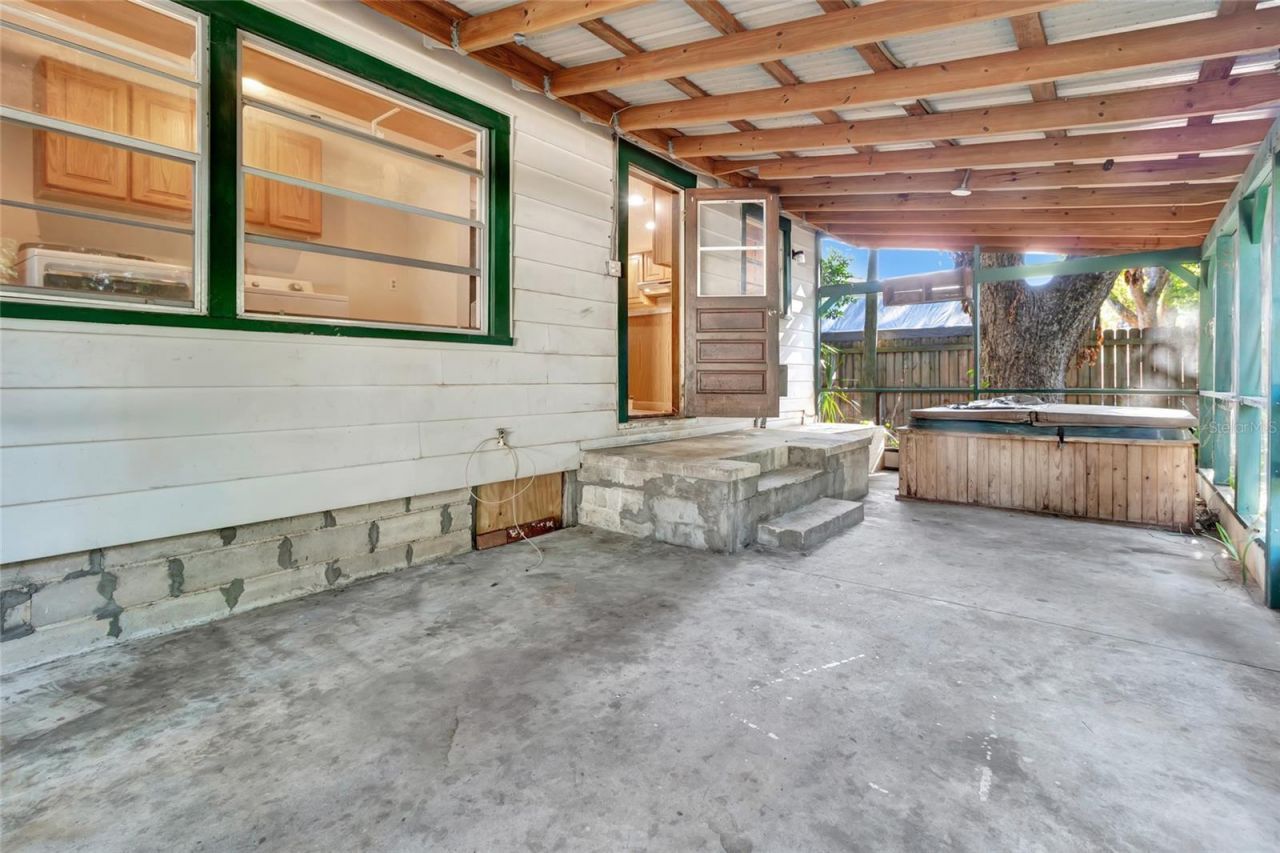 1077 Linden Street , Clermont, FL 34711 Photo