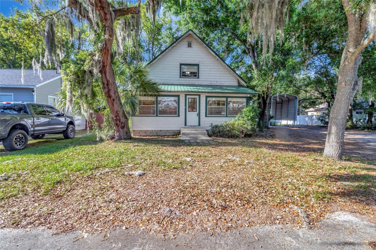 1077 Linden Street , Clermont, FL 34711 Photo
