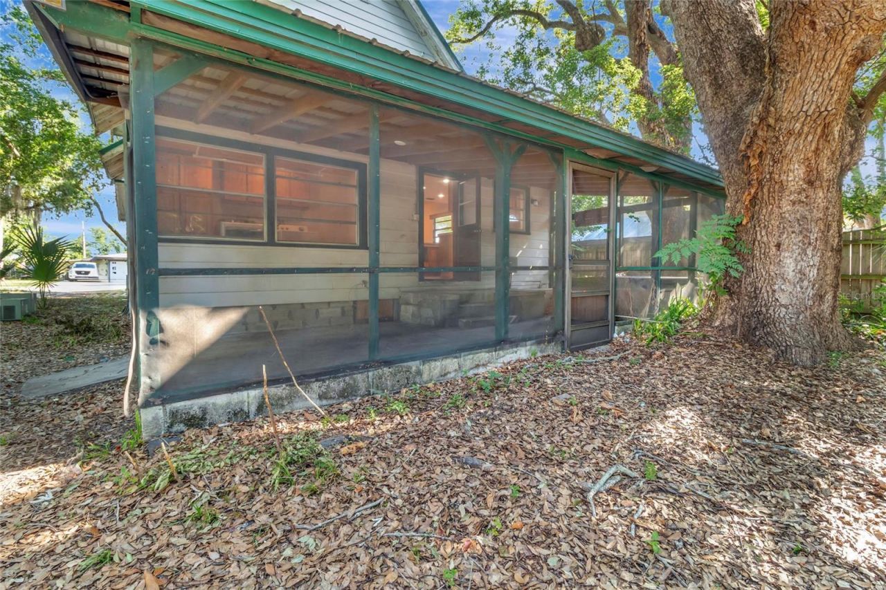 1077 Linden Street , Clermont, FL 34711 Photo