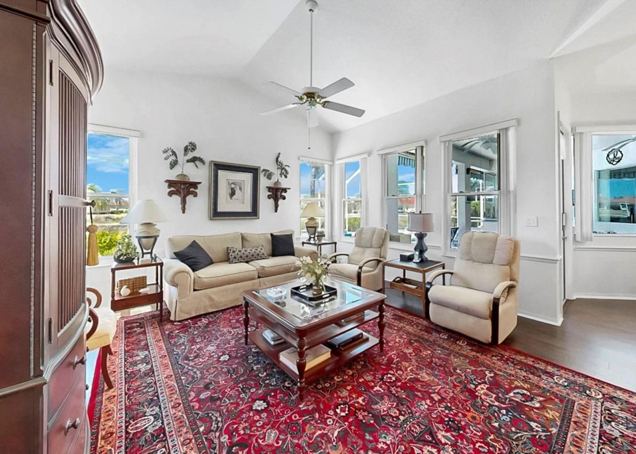 2328 Platinum Drive, Sun City Center, FL 33573 Photo