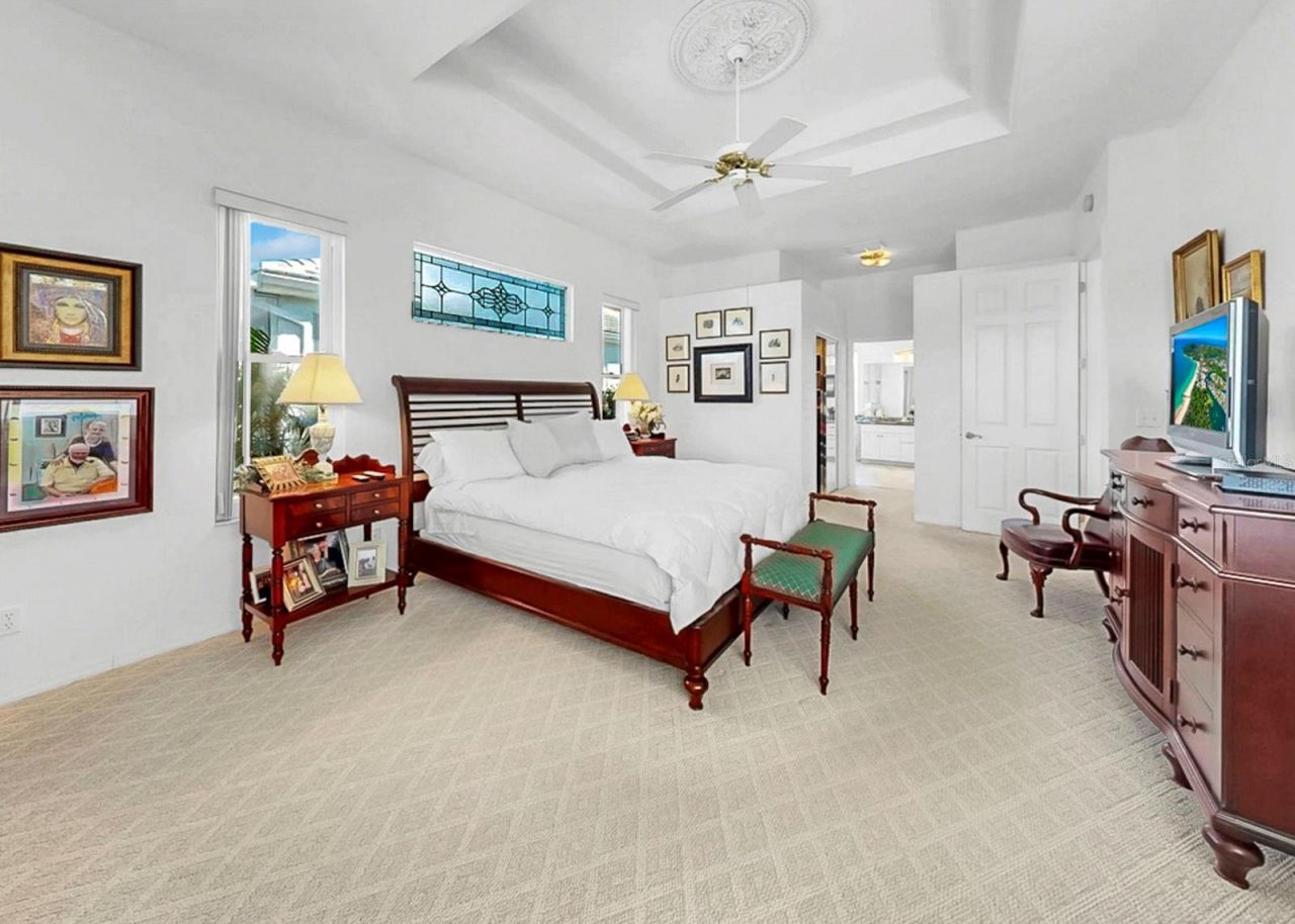 2328 Platinum Drive, Sun City Center, FL 33573 Photo