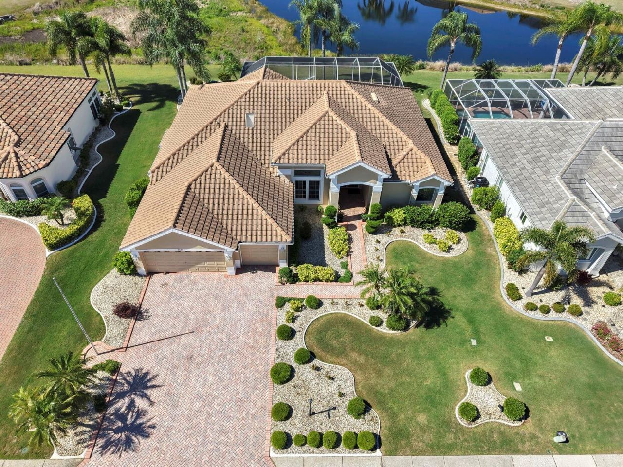 2328 Platinum Drive, Sun City Center, FL 33573 Photo