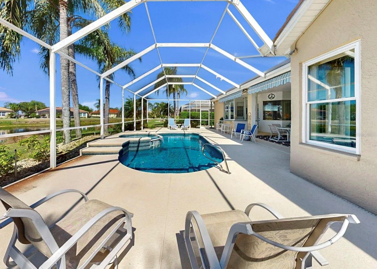 2328 Platinum Drive, Sun City Center, FL 33573 Photo